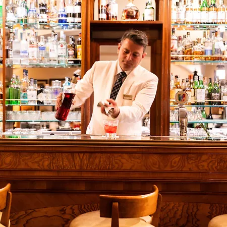 Grand Serbelloni - The Only Relais & Chateaux On Hotell 5*