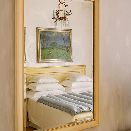 Grand Serbelloni - The Only Relais & Chateaux On Отель Белладжо