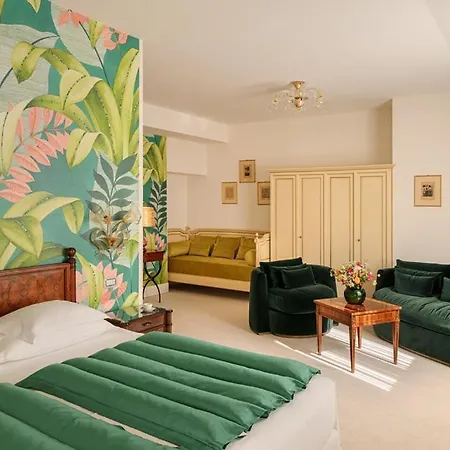 Hotel Grand Serbelloni - A Legendary Bellagio