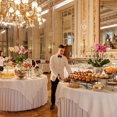 Grand Serbelloni - The Only Relais & Chateaux On Hotel 5*