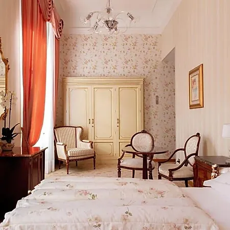 Grand Serbelloni - The Only Relais & Chateaux On Bellagio