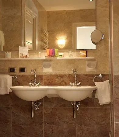 Grand Serbelloni - The Only Relais & Chateaux On